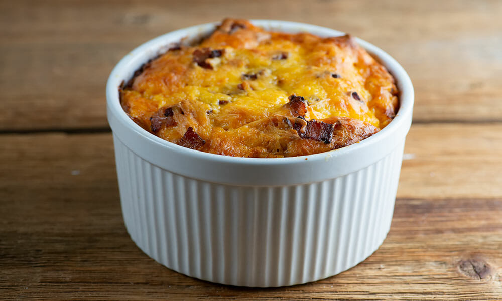 https://www.framedcooks.com/wp-content/uploads/2020/10/easy-cheesy-bacon-bread-pudding.jpg